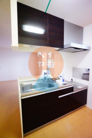 キッチン　お料理しやすいキッチンです　※参考写真です