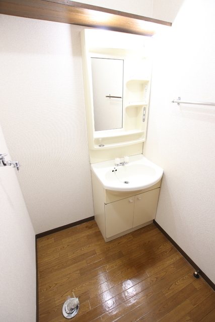 ニューパレス八坂Bの内装写真