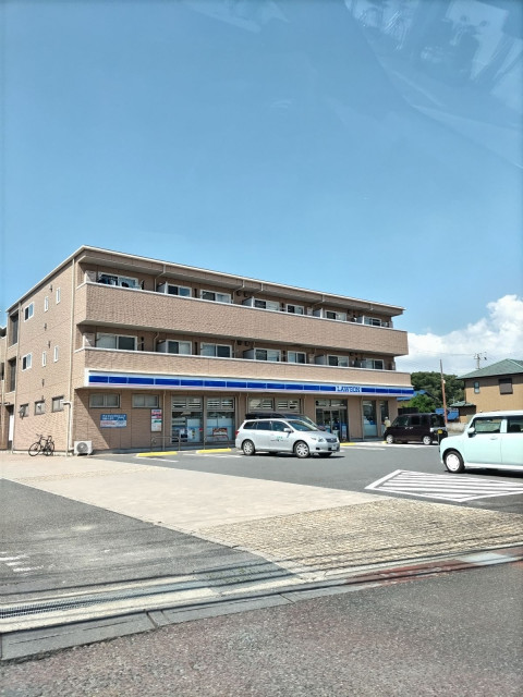 コンビニ　ローソン千葉仁戸名町店（コンビニ）まで140m