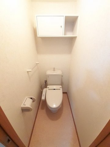 トイレ　コンパクトで使いやすいトイレです