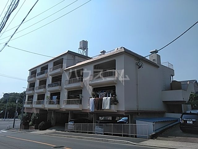 名古屋市昭和区山中町のマンションの建物外観