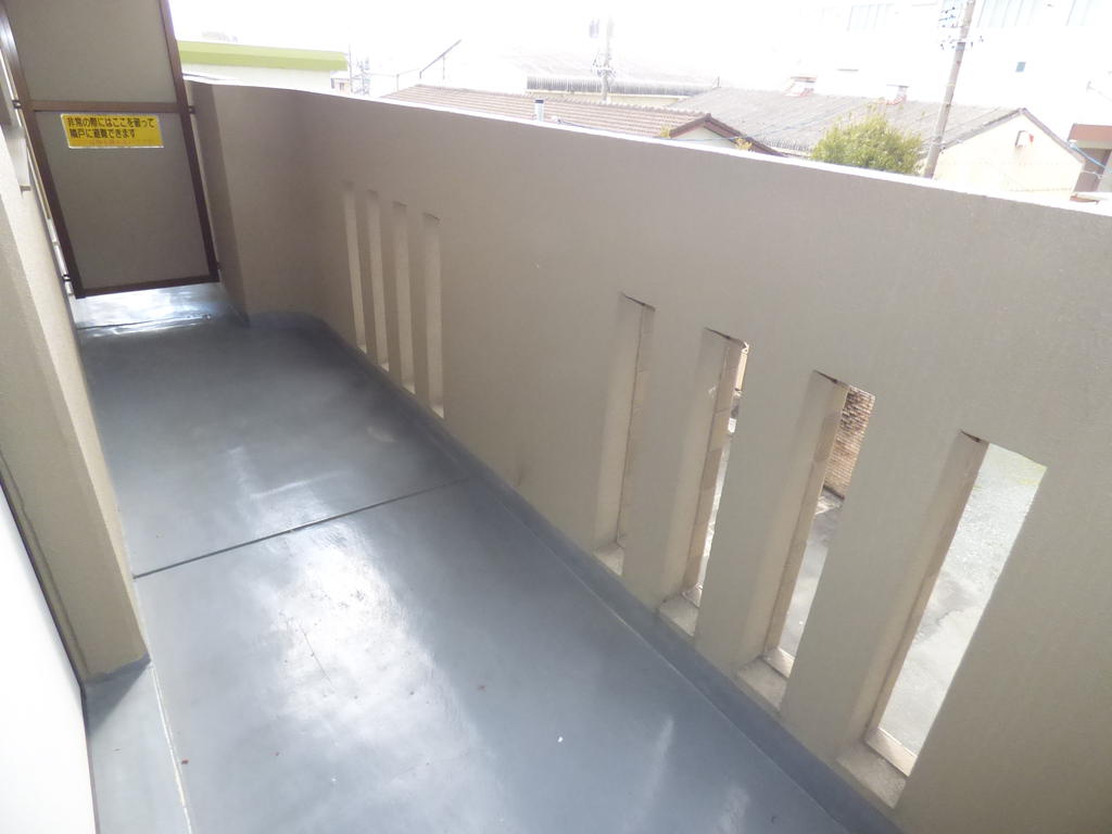 バルコニー　室内写真は別室です