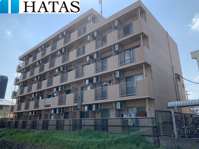 安城市明治本町のマンションの建物外観