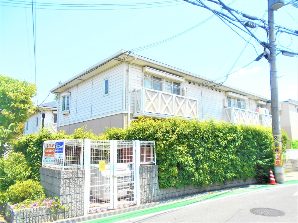 レスポワール狭山１番館の建物外観