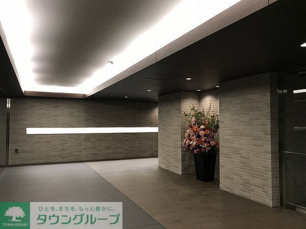 【台東区寿のマンションのロビー】