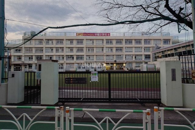 【コンポジット渋谷本町の小学校】