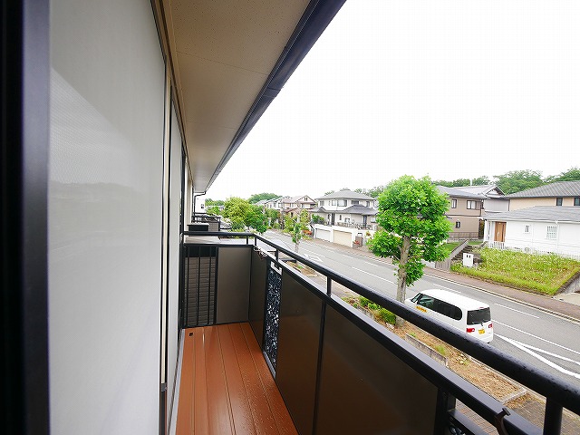 バルコニー　広々としたバルコニーです