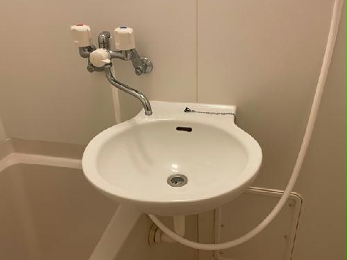 洗面設備　備品や設備仕様は号室等により異なるため現地をご確認ください。