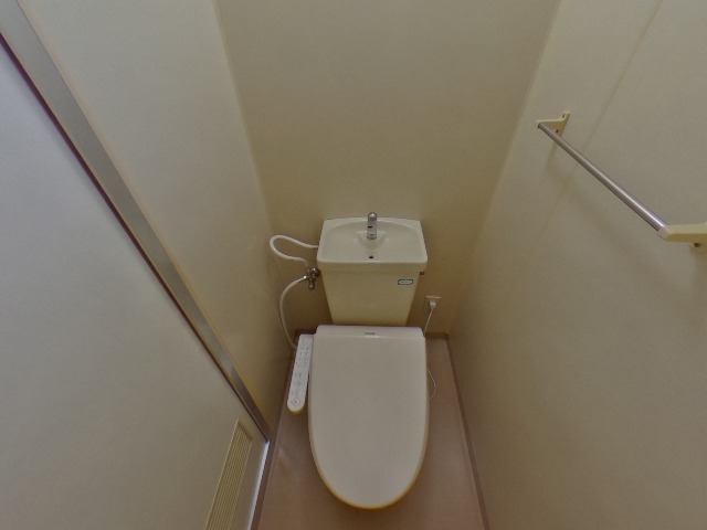 トイレ　ウォシュレット