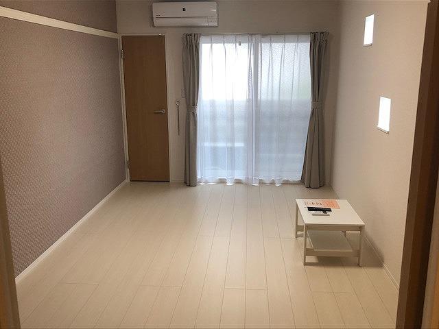 居室・リビング　101号室の室内