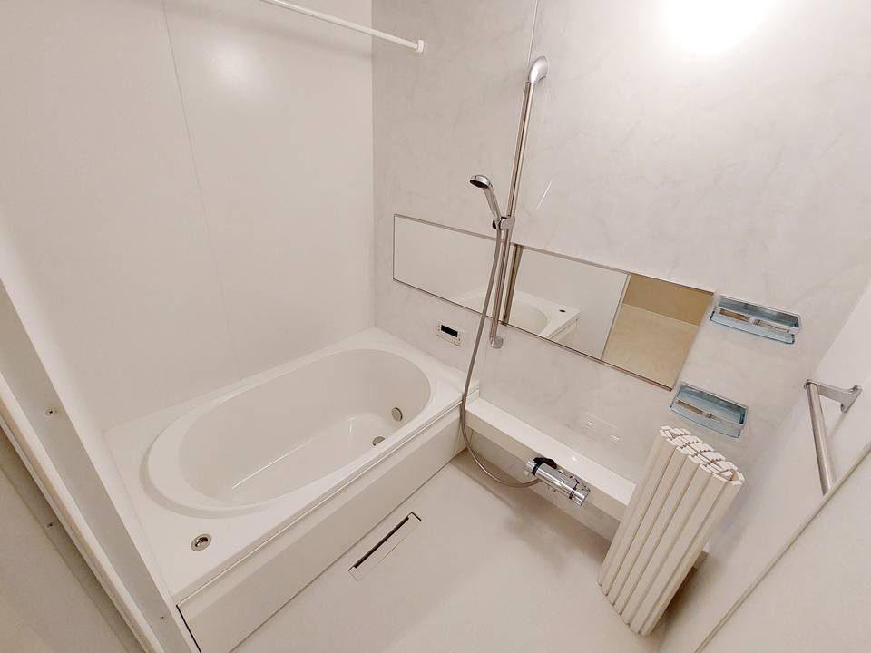 バス・シャワールーム　浴室