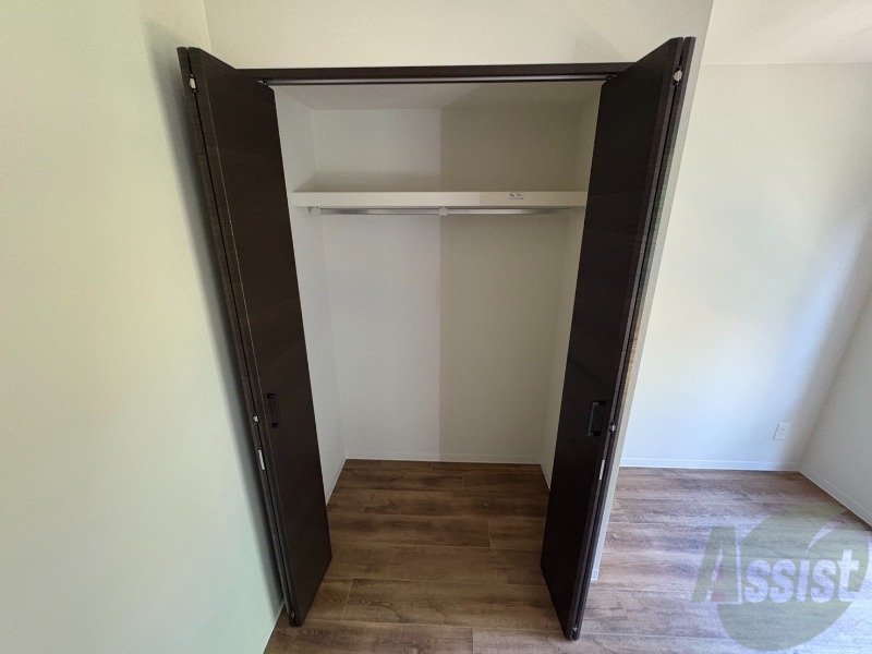 収納　洋室にはクローゼットがあるのですっきり片付きそうです。