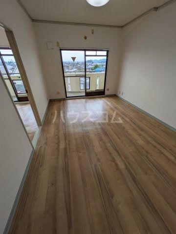 サザンヒルズ仲田_内装_0