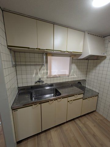 サザンヒルズ仲田_内装_1