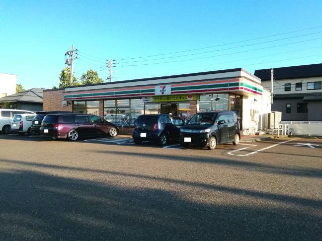 コンビニ　セブンイレブン長岡関原南店（コンビニ）まで881m