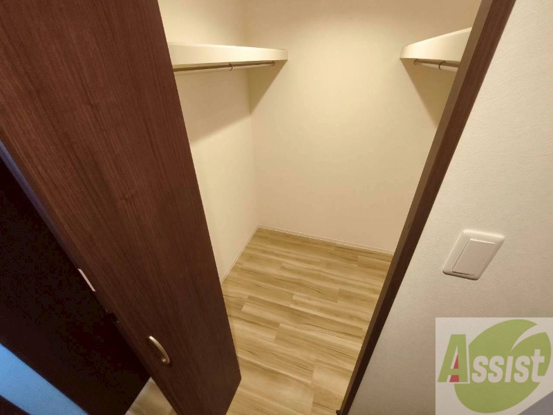 収納　洋室にはクローゼットがあるのですっきり片付きそうです。