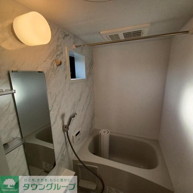 バス・シャワールーム