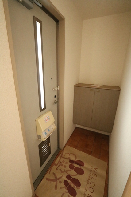 玄関　☆ドアポストあり☆