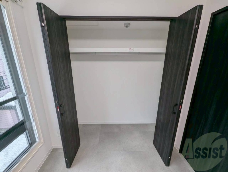 収納　洋室にはクローゼットがあるのですっきり片付きそうです。