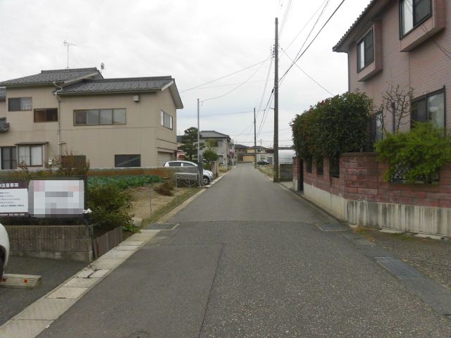 その他　前面道路（その他）まで0m