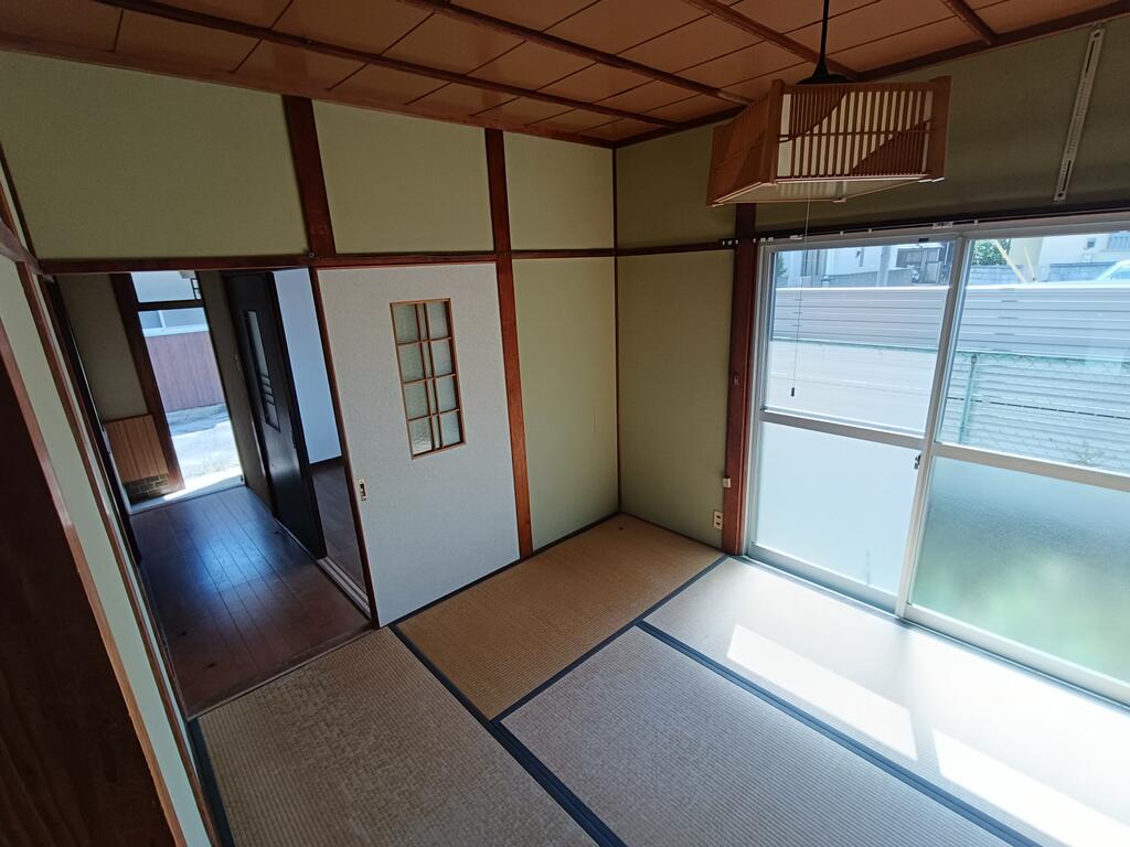 佐野貸家の居間写真