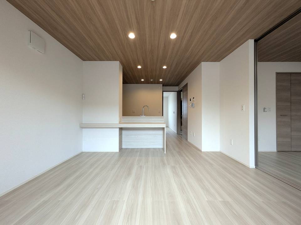 居室・リビング　リビング