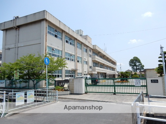 小学校　岡山市立高島小学校（小学校）まで1449m