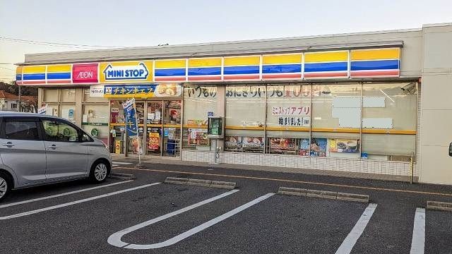 コンビニ　ミニストップ君津北子安店（コンビニ）まで550m