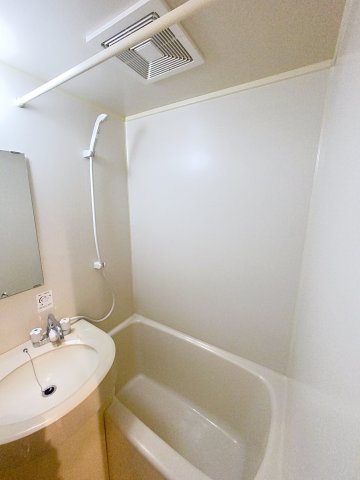 バス・シャワールーム　バスルーム