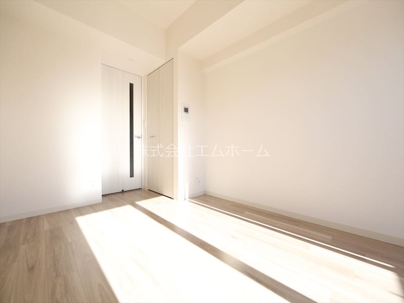 居室・リビング　洋室7.1帖　クローゼット（収納充実してます）