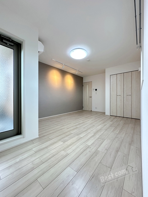 居室・リビング　間接照明付きで空間を演出♪