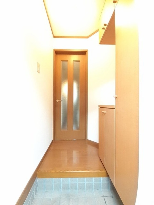 玄関　図面と現状に相違がある場合には現状を優先