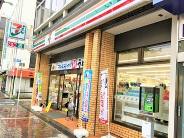 コンビニ　セブンイレブン青梅駅前店（コンビニ）まで1120m