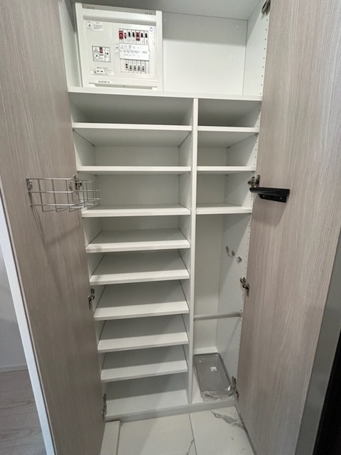 収納　シューズクローゼット