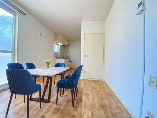 居室・リビング　AI画像使用