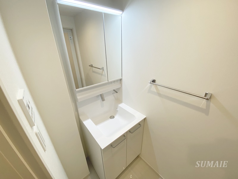 洗面設備　独立洗面台です☆