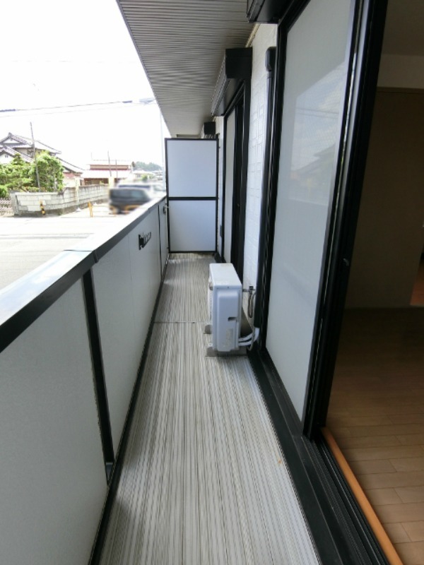 バルコニー　図面と現状に相違がある場合には現状を優先