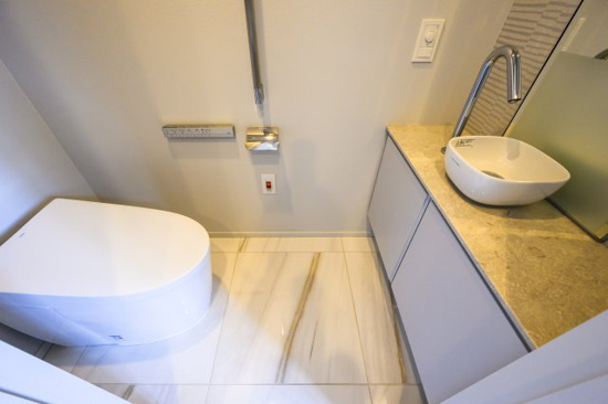 トイレ　※こちらの写真は他部屋になり参考写真です