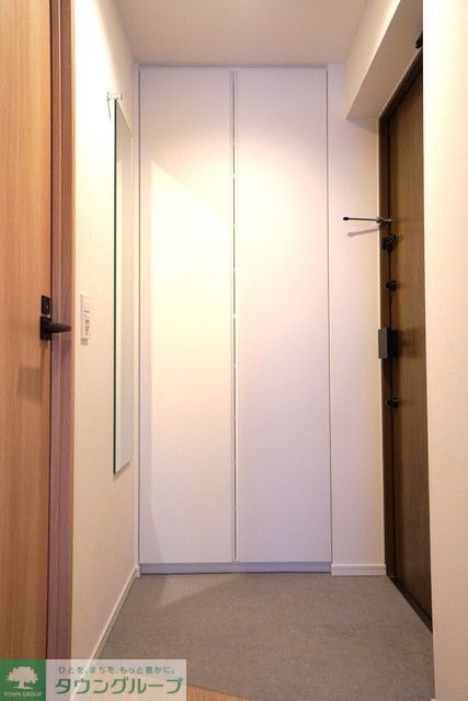 玄関　※写真は同タイプ住戸です。