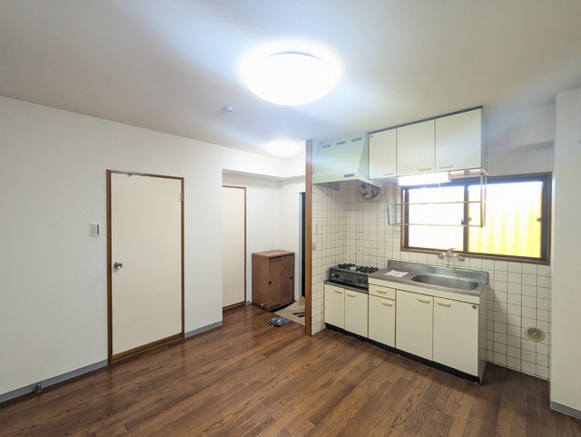 居室・リビング　※クリーニング前の写真です