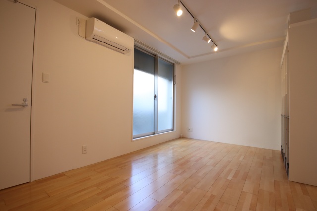 居室・リビング　※別室の参考写真の為、現況優先です。