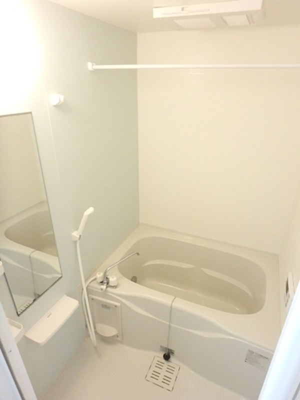 バス・シャワールーム　図面と現状に相違がある場合には現状を優先