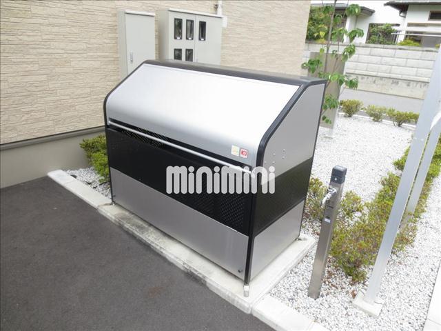 その他設備　敷地内ごみ置き場