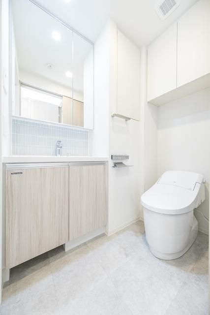 トイレ　清潔感のあるトイレです