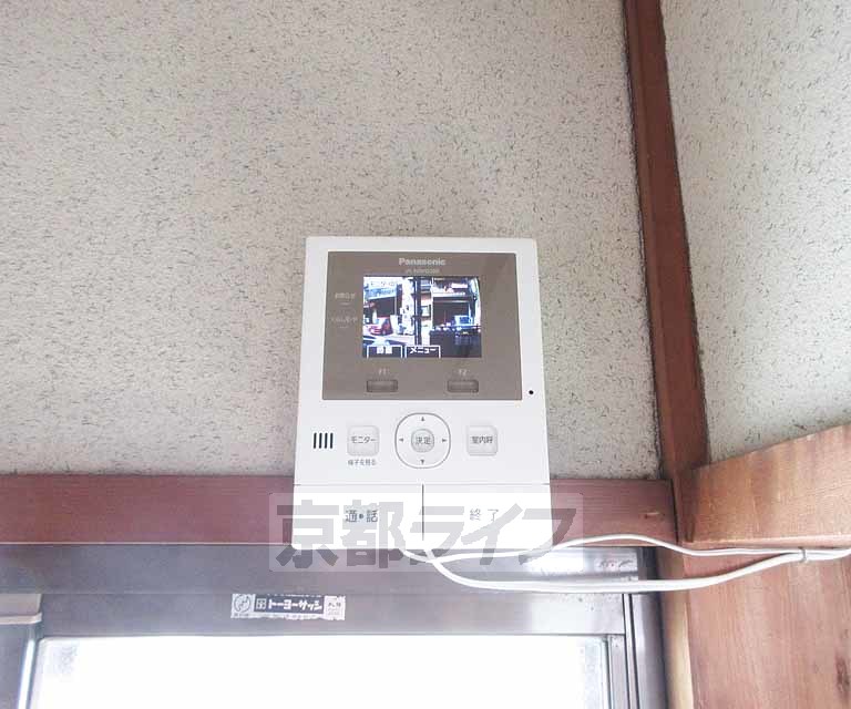 セキュリティ　カメラ付きのインターホンです