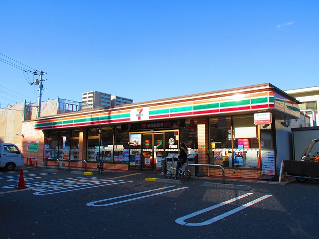 コンビニ　セブンイレブン 大阪新北島3丁目店（コンビニ）まで229m