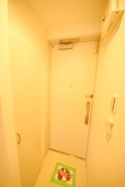 玄関　靴を収納できます