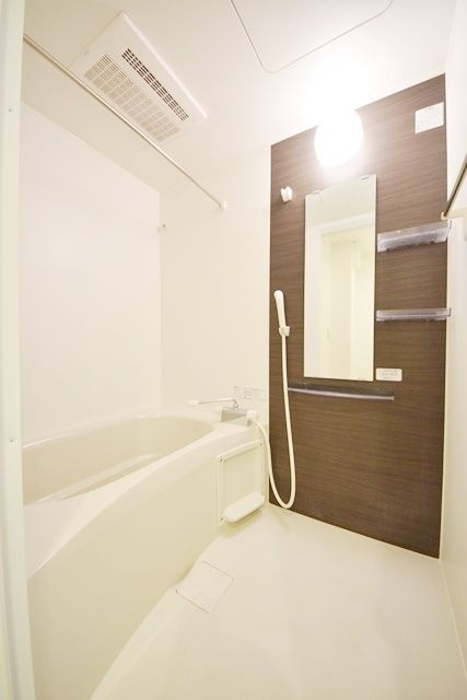 バス・シャワールーム　★★うれしい浴室乾燥実装です★★