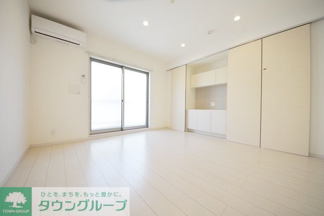 居室・リビング　★★白を基調とした明るいお部屋★★