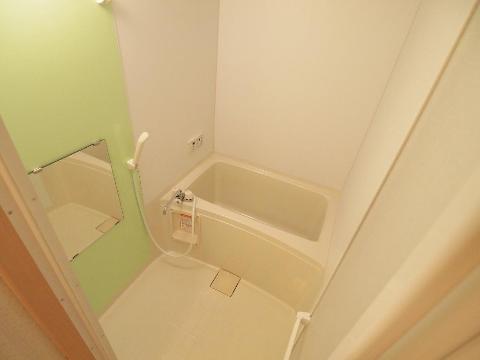 バス・シャワールーム　バス（イメージ）